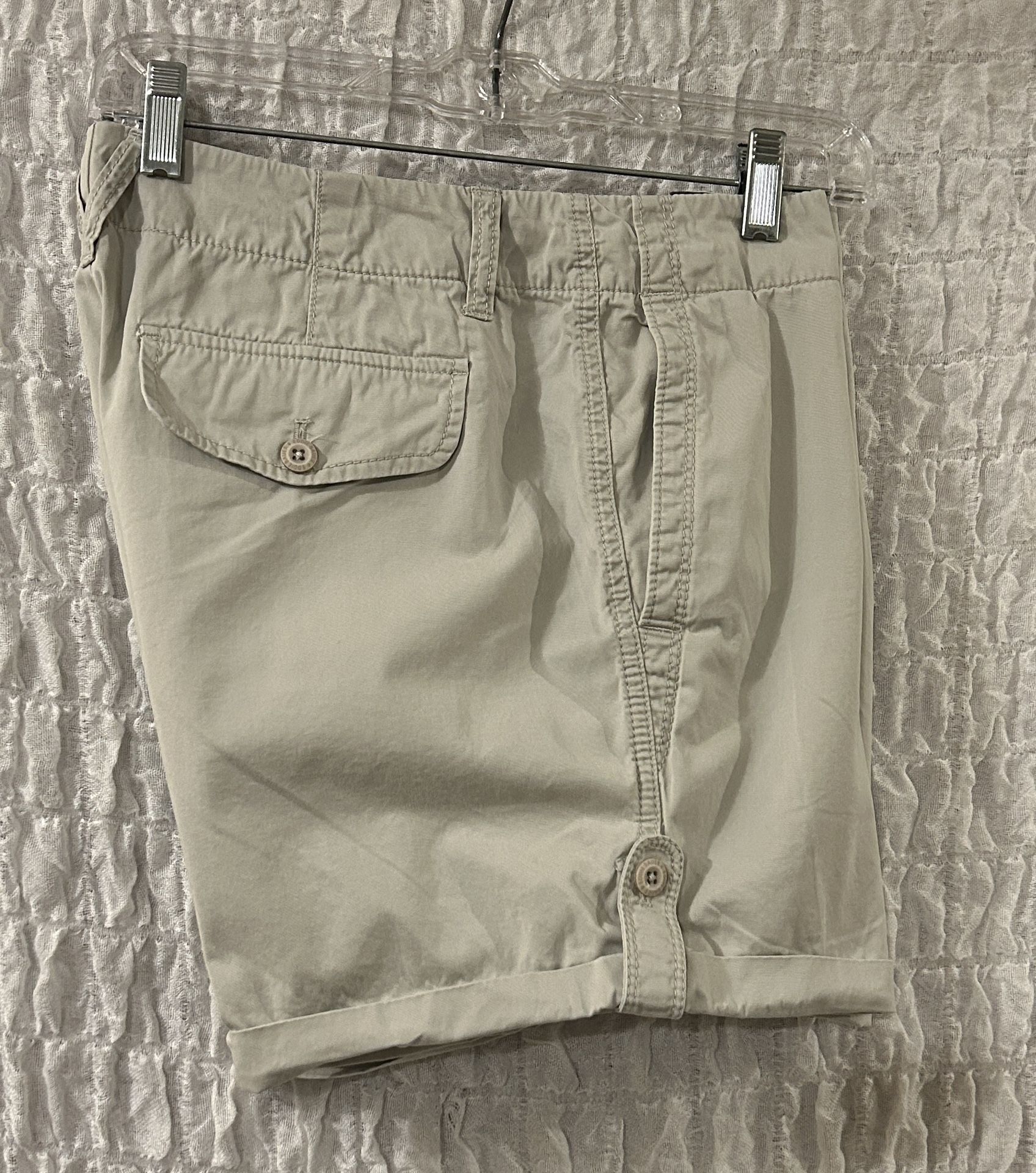 Eddie Bauer: Shaw Fit, Cuffed Beige Casual Shorts, Cotton, Size: 8