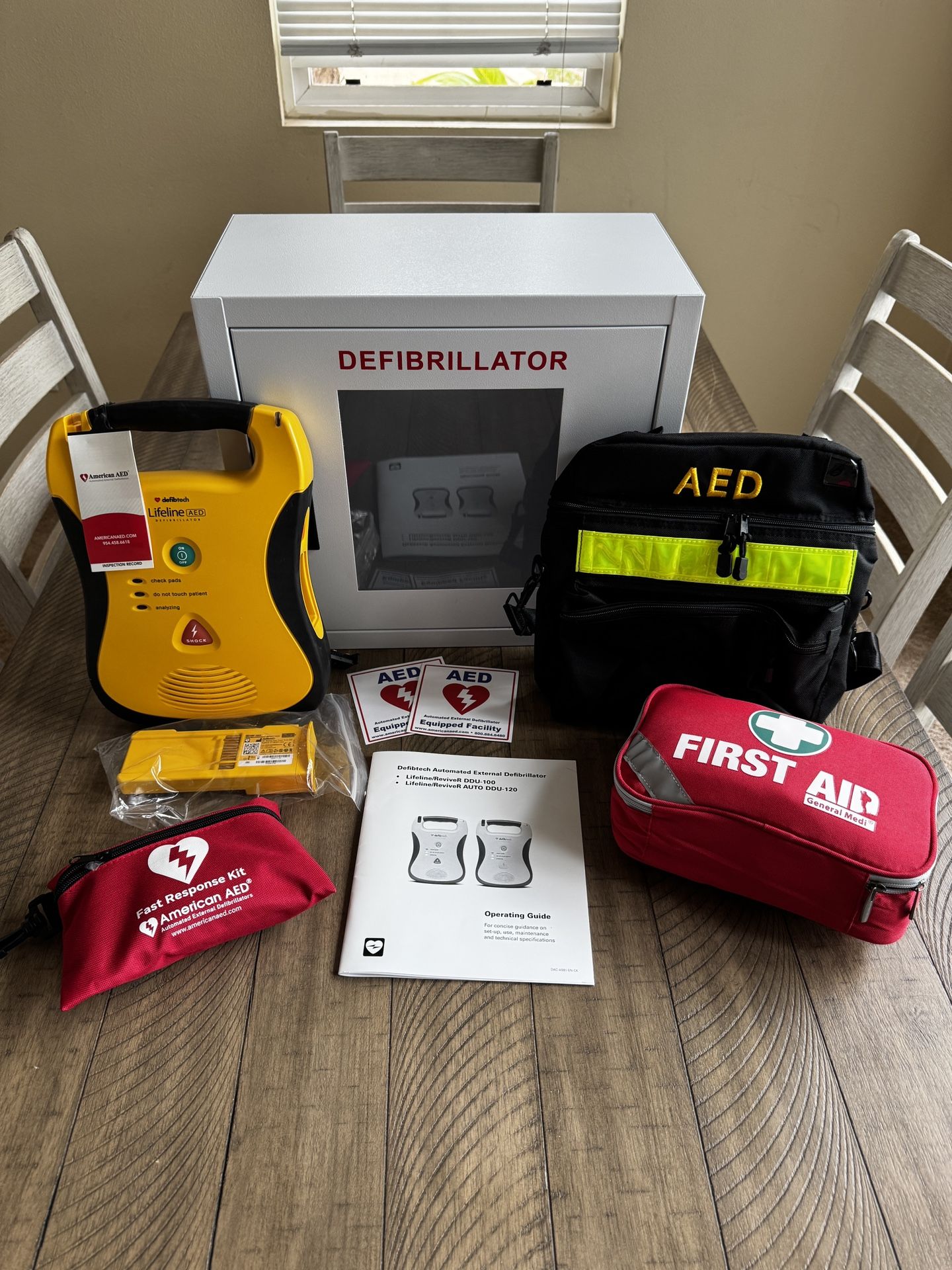 AED Defibrillator and Accessories