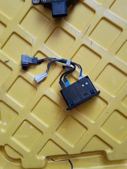 14-21 INFINITI Q50 Q60 AUDIO AUXILIARY CONNECTOR DUAL USB PORT AUX ADAPTER OEM