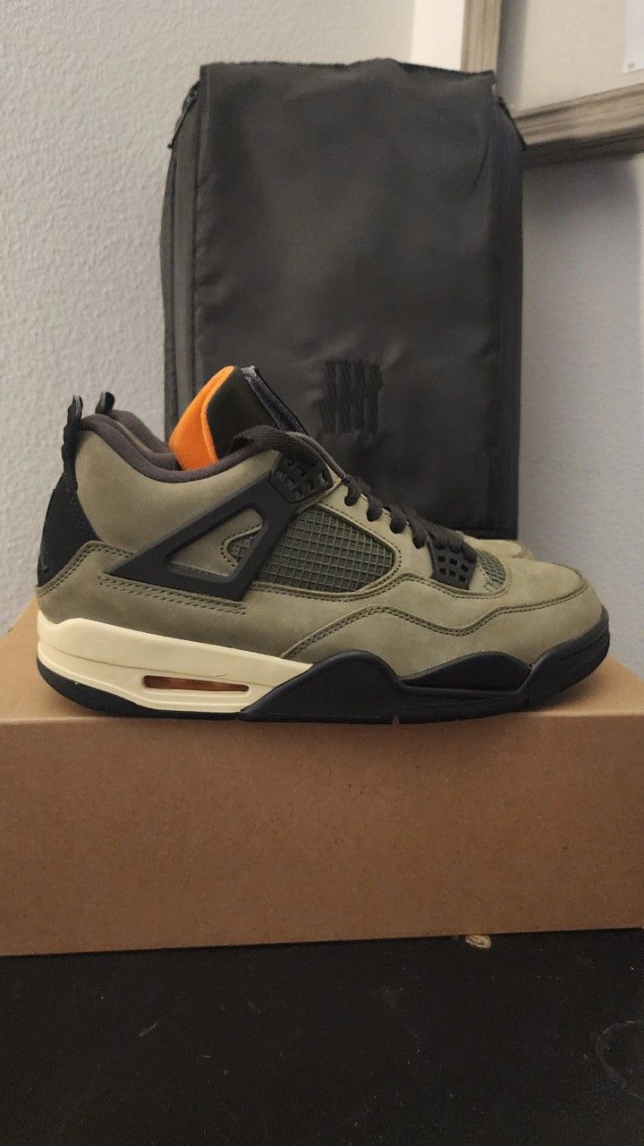 Jordan Retro 4 Undefeated SZ 10.5