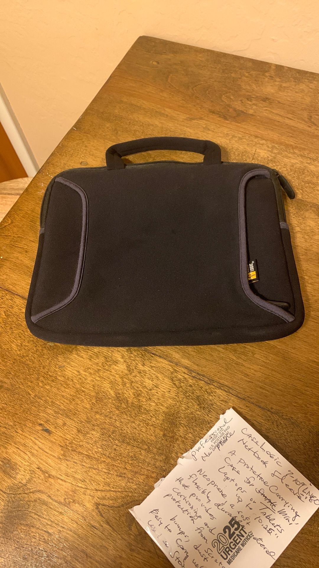 Professional Case Logic Netbook Sleeve. New