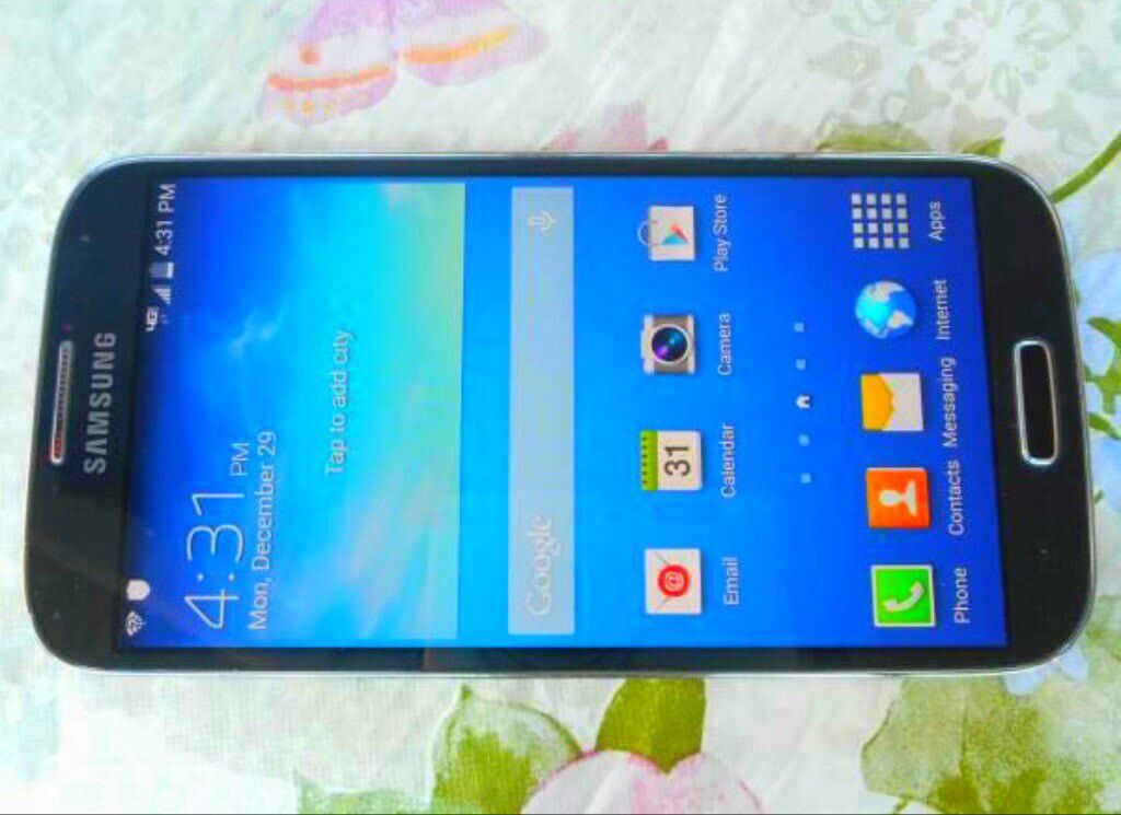New Samsung Galaxy S4 Verizon/T-Mobile/MetroPCS/AT&T/Cricket/Straight Talk Phone Unlocked