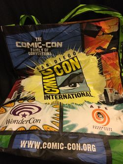 2010 San Diego Comic-Con Traditional Loot Bag (Clash of the Titans)