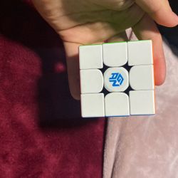 GAN Rubik’s Cube 