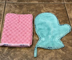 Norwex cleaning mitts