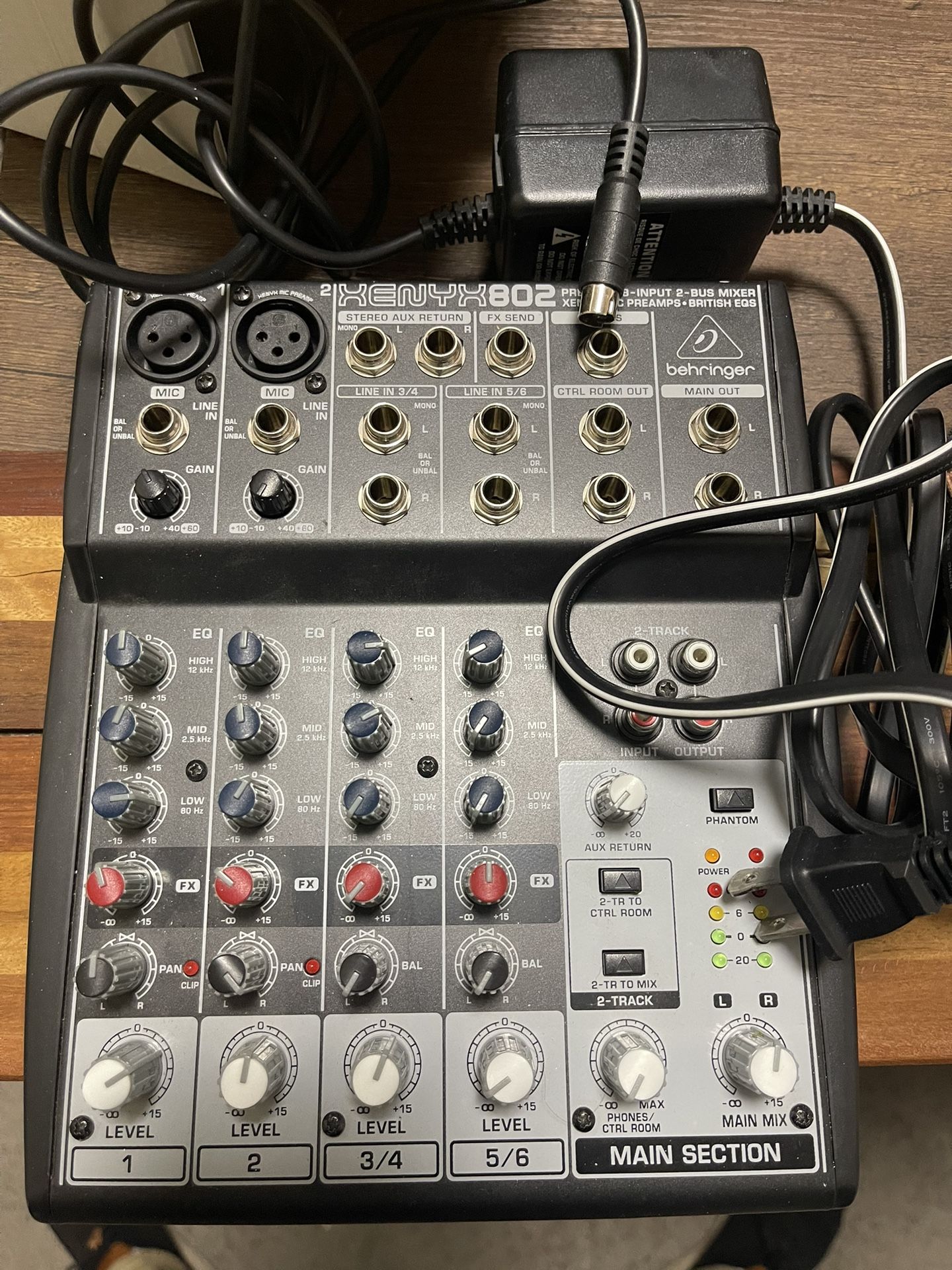Beringer Xenyx 802 Like New