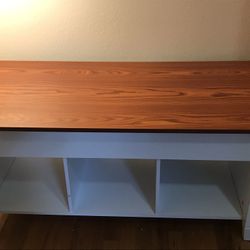Table W/ Lift-Top