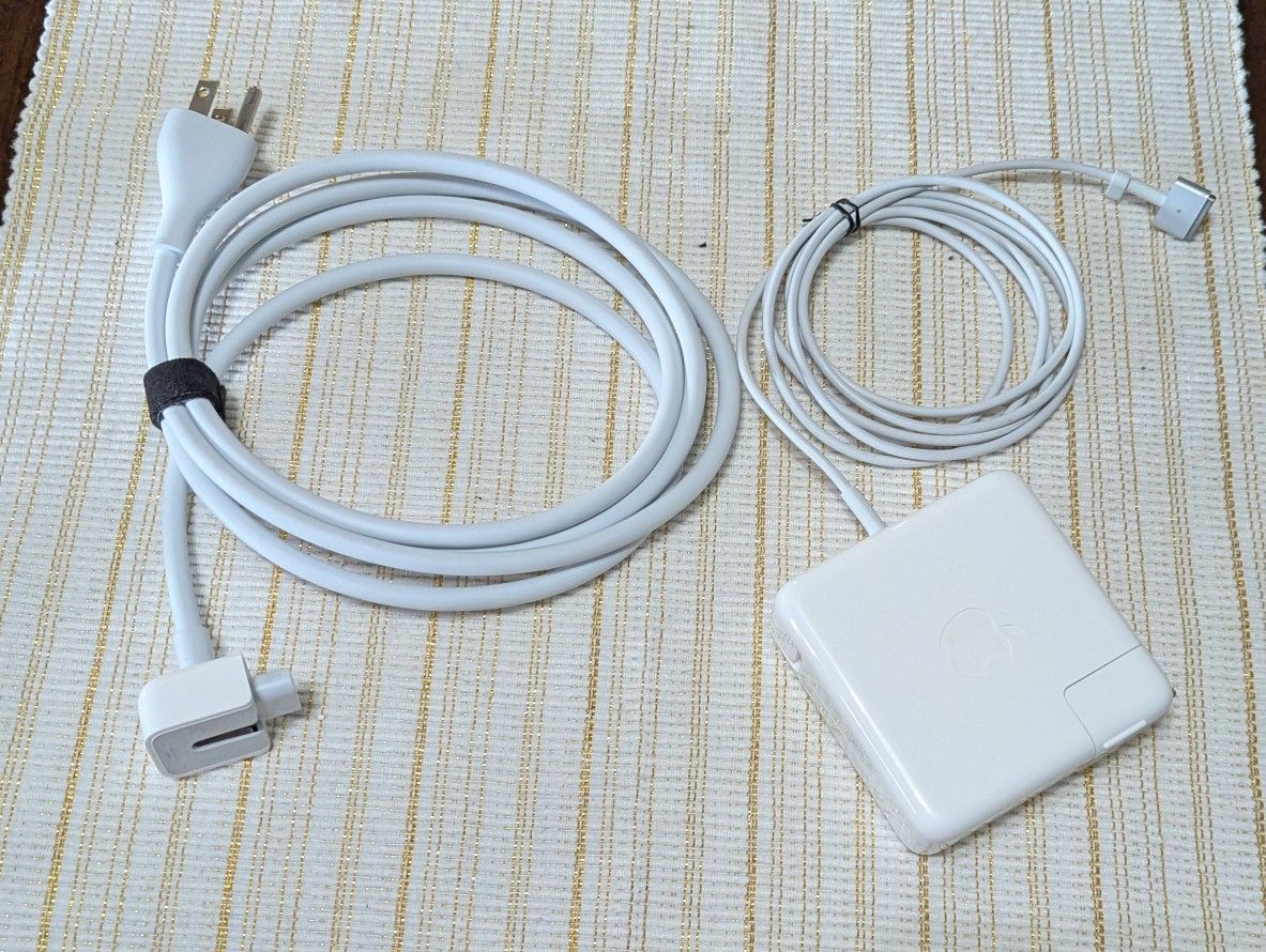 85W MagSafe 2 Power Adapter