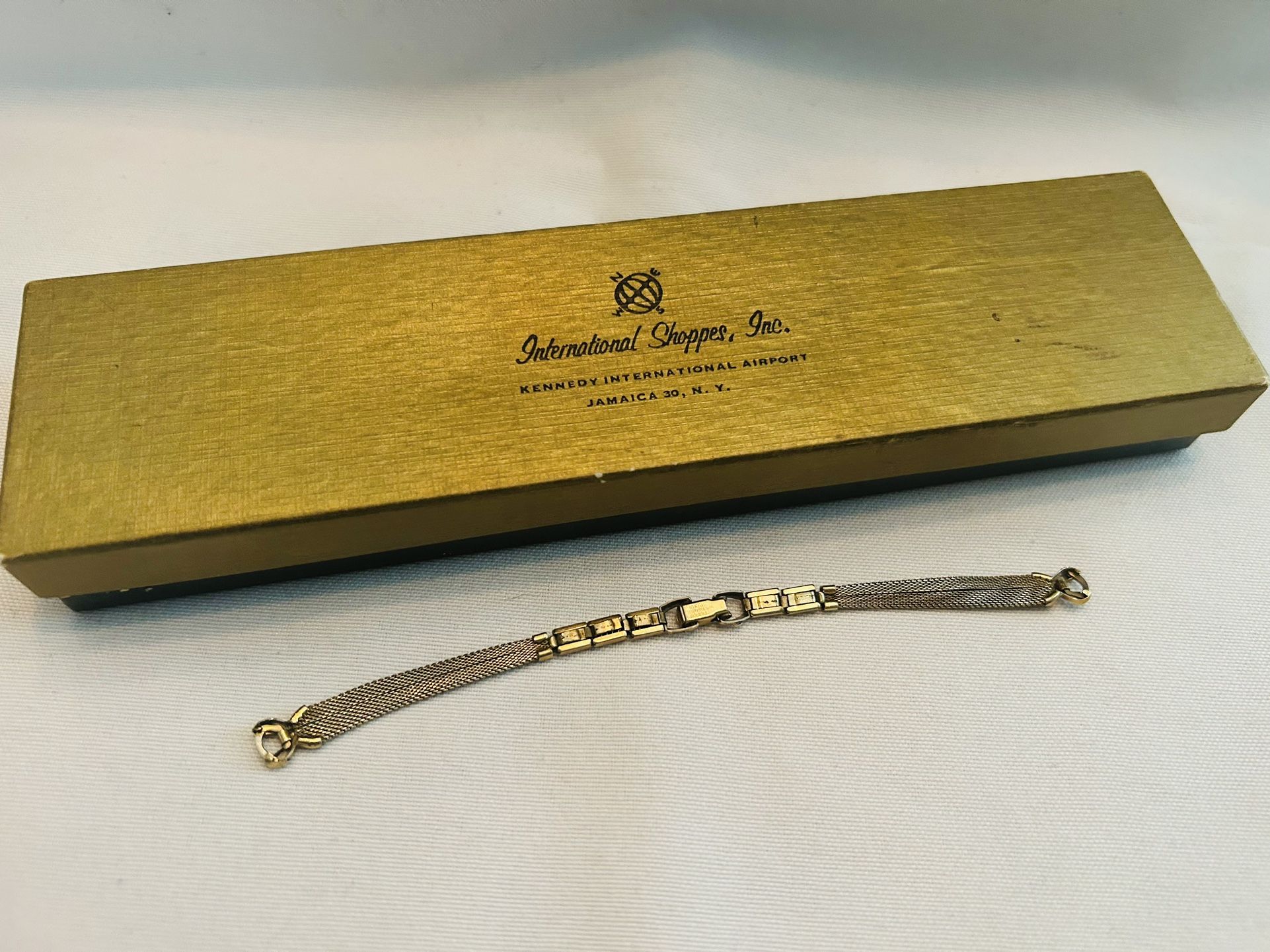 Vintage JFK Airport Jewelry Gift Box With Gold Watch Band