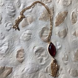 Red Necklace/gold Chain