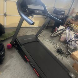 Treadmill READ DESCRIPTION 