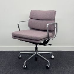 🔥100% AUTHENTIC🔥 LIKE NEW HERMAN MILLER EAMES ALUMINUM GROUP, MANAGEMENT SOFT PAD CHAIR! WITH PNEUMATIC LIFT!
