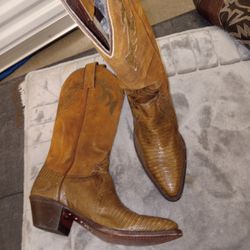 Brand New JUSTIN Boots