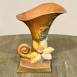 Vintage Roseville Cornucopia