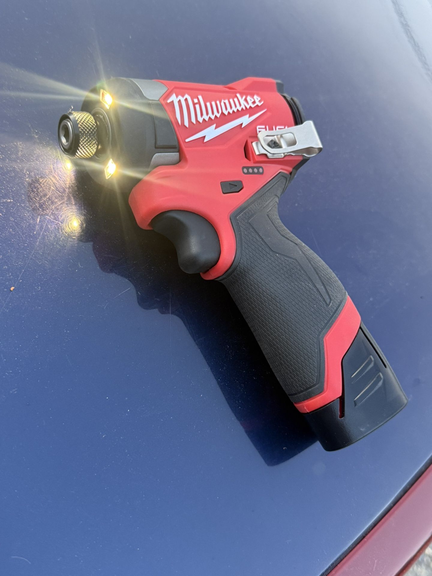 M12 Milwaukee Fuel With Battery And Charger