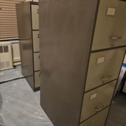 Metal File Cabinets 