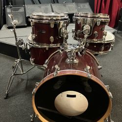 Pacific (Drum Workshop) drum Set 