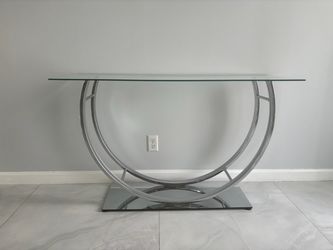 Entryway table