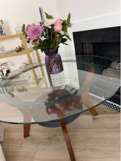 3 piece set coffee table and side tables