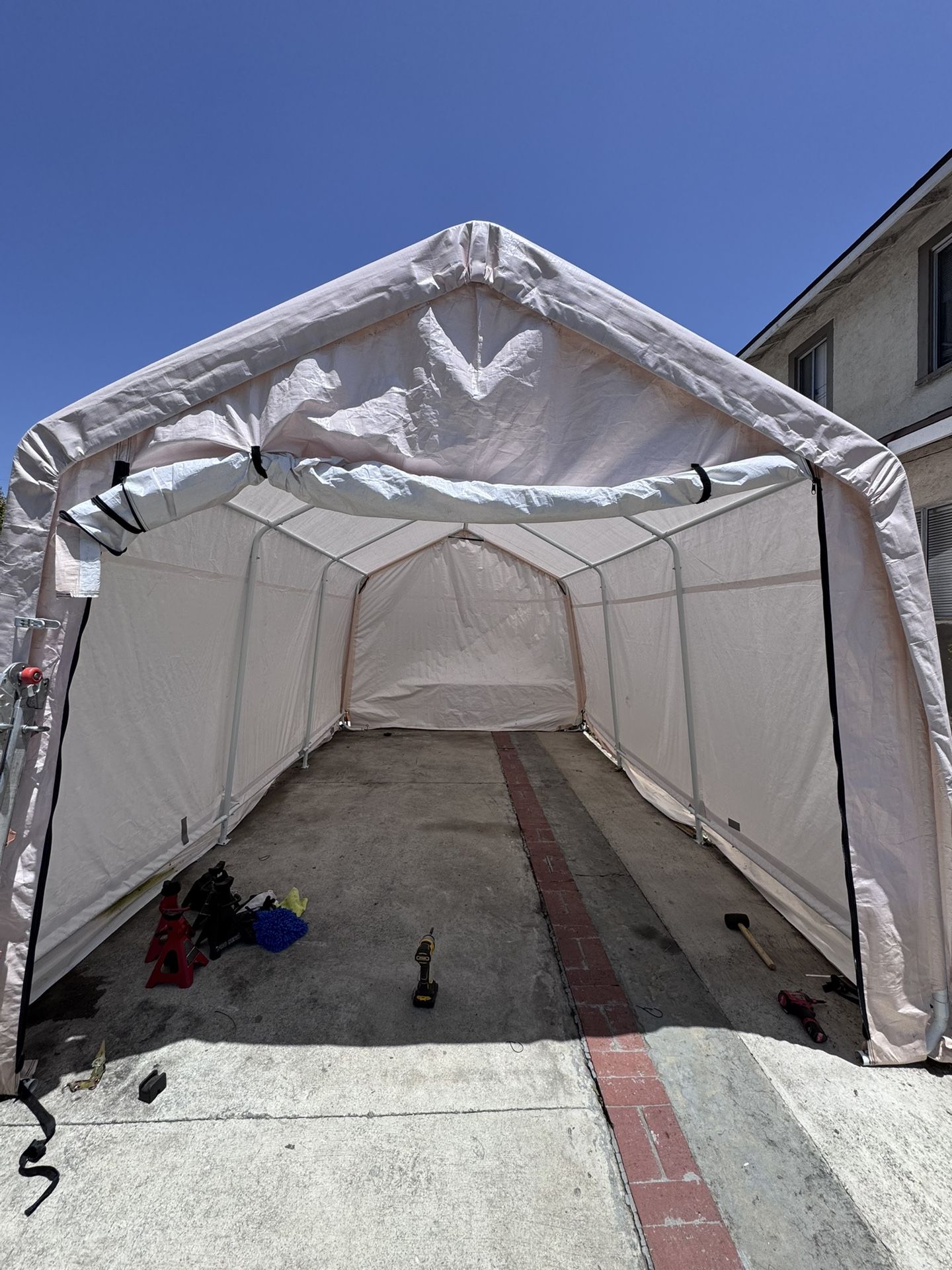 Harborfreight COVERPRO 10 ft. x 17 ft. Portable Car Canopy