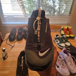 Nike Air Max Dn Roam
Black Metallic Silver Men's Size 12 Excellent Like New Condition 