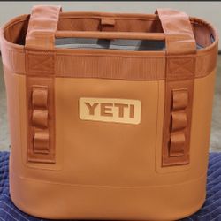 Yeti Camino 20 Soft Shell Tote Bag