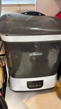 Bottle sterilizer and dryer