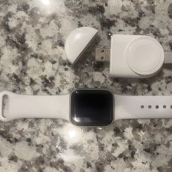 Apple Watch SE 2024