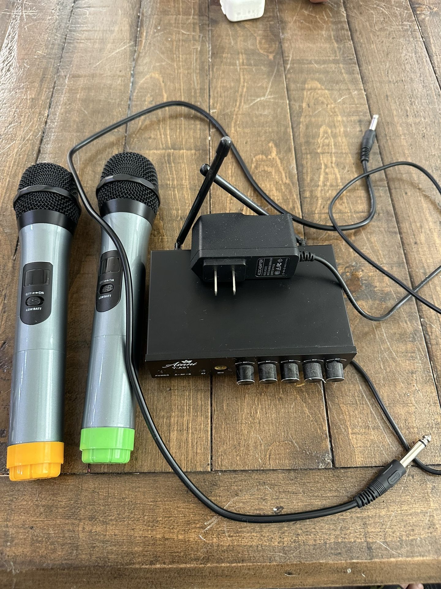 Microphone - Wireless