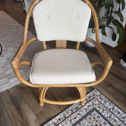 Rattan Swivel Chair