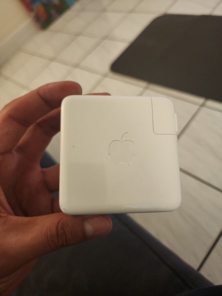 Original Apple Charger 96W USB C