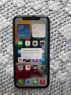 unlocked IPhone 11 64gb