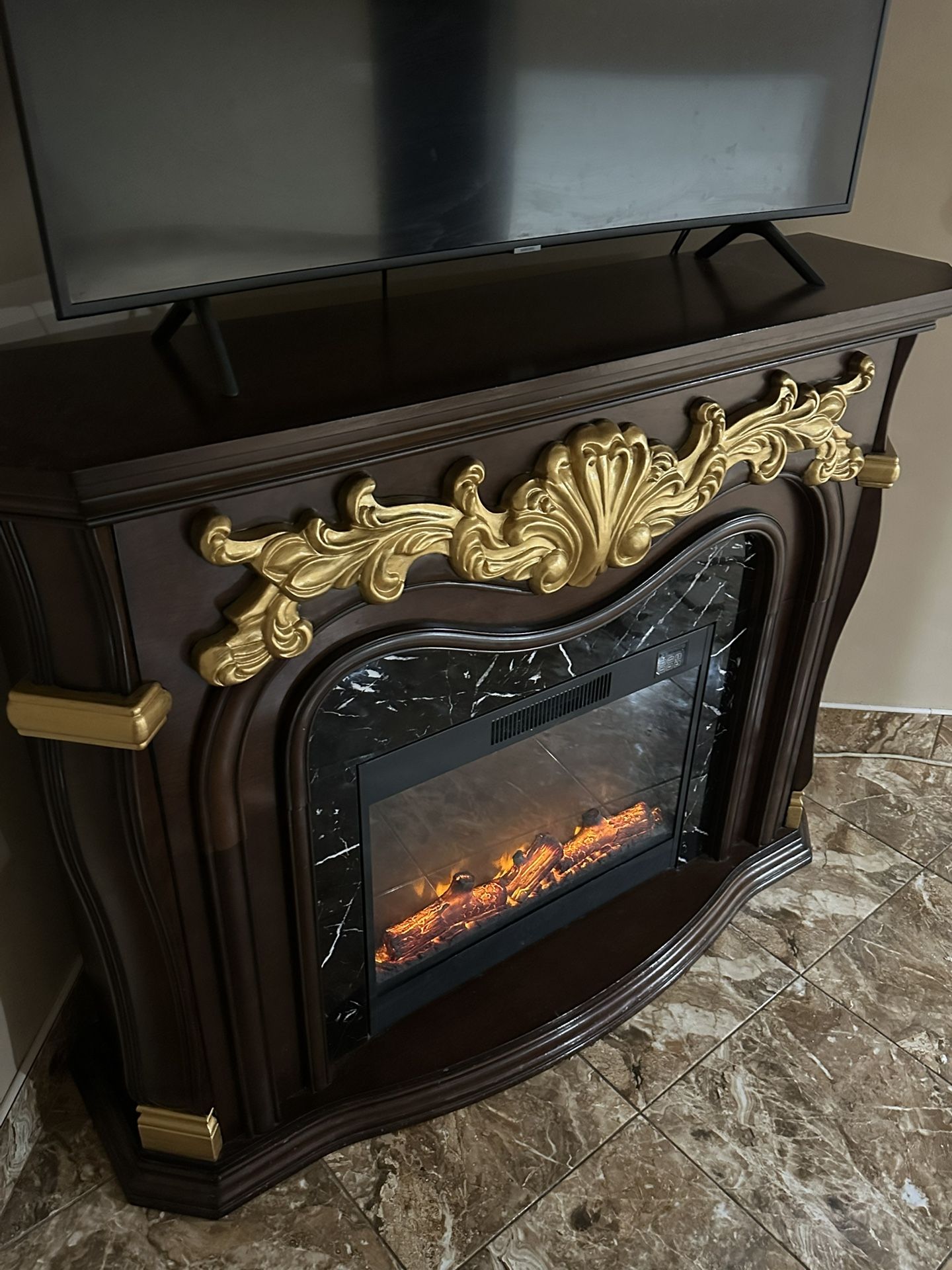 Tv stand Very Nice