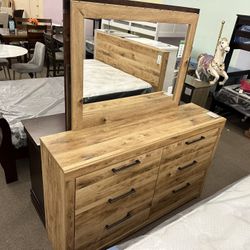 6 Drawer Dresser with Mirror
