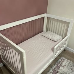 Convertible Crib