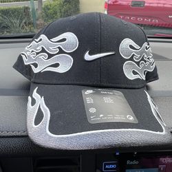 Nike Flame Cap