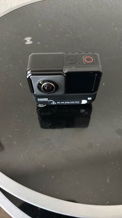 Insta360 Action Camera with Boosted Battery Base
