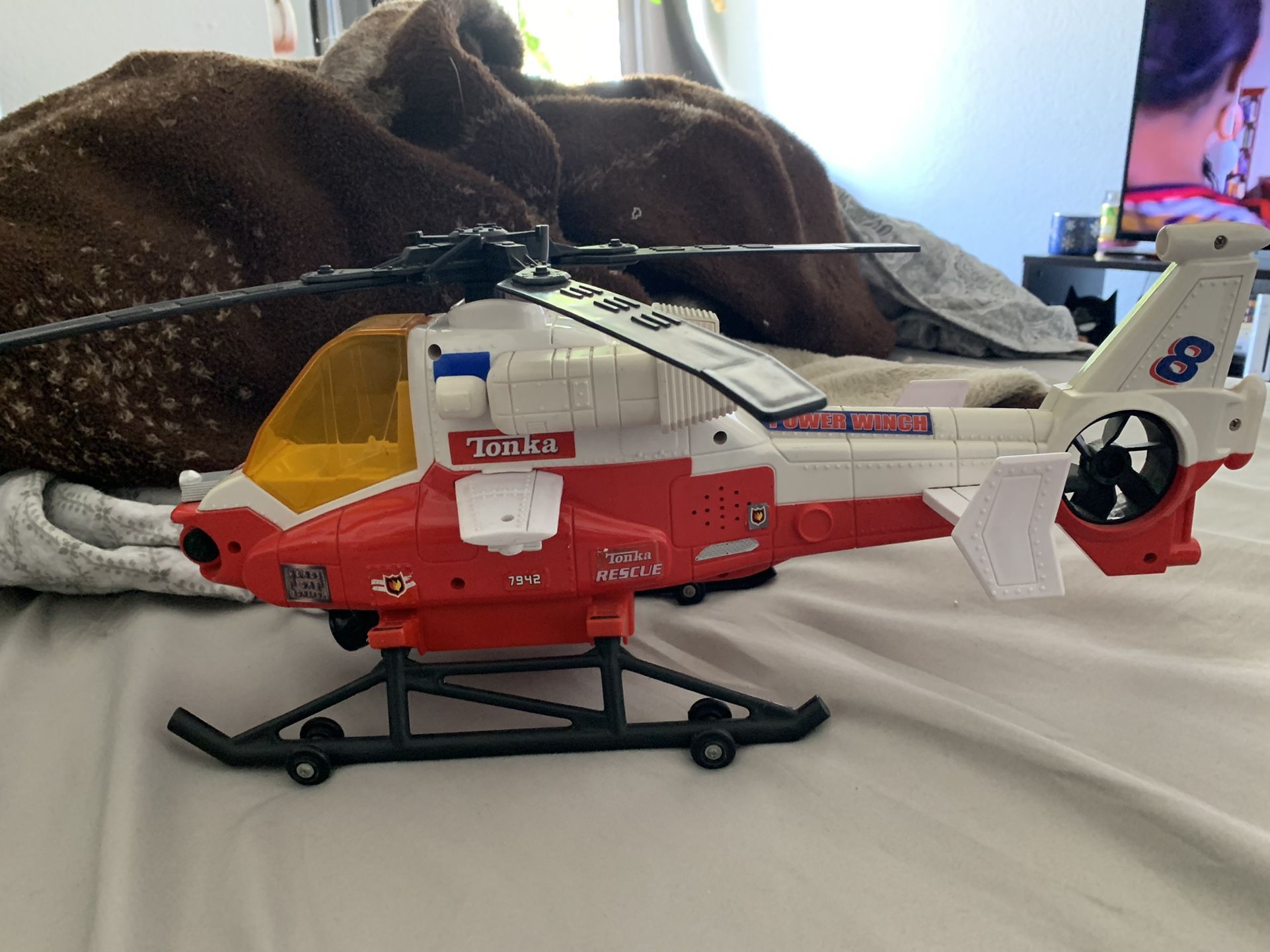 Tonka Rescue Helicopter with Lights, Sounds & Retractable Winch Toy 2003