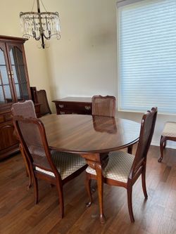 Formal Dining Room Set