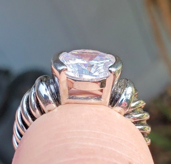 White Sapphire Silver Twist Ring Size 9