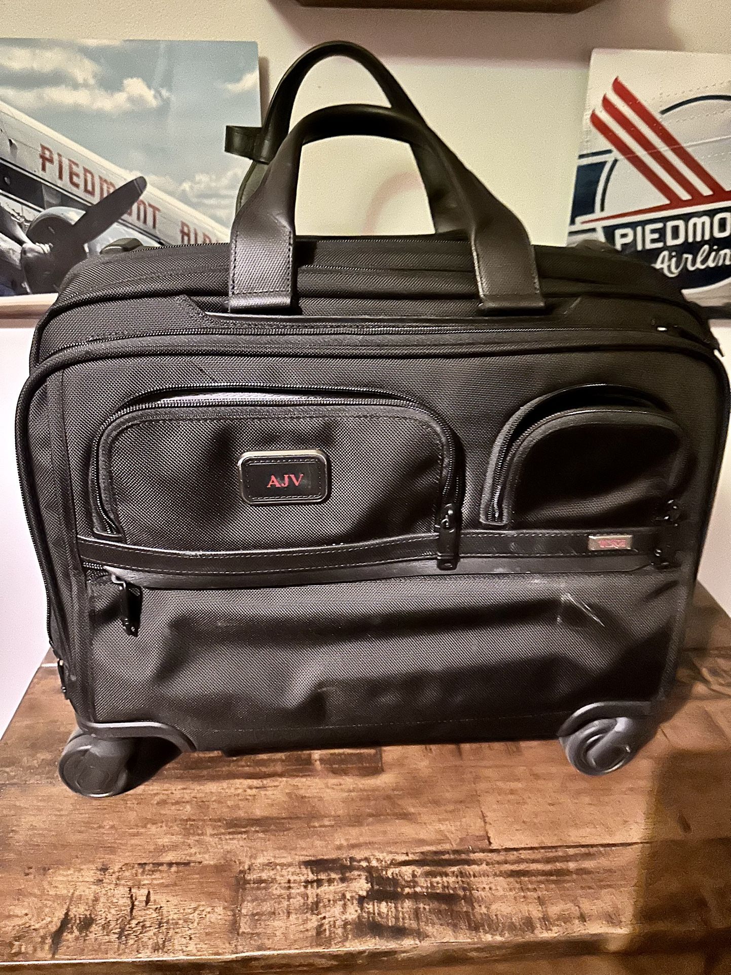 Tumi Alpha 3 Deluxe 4-Wheel Laptop Case Brief