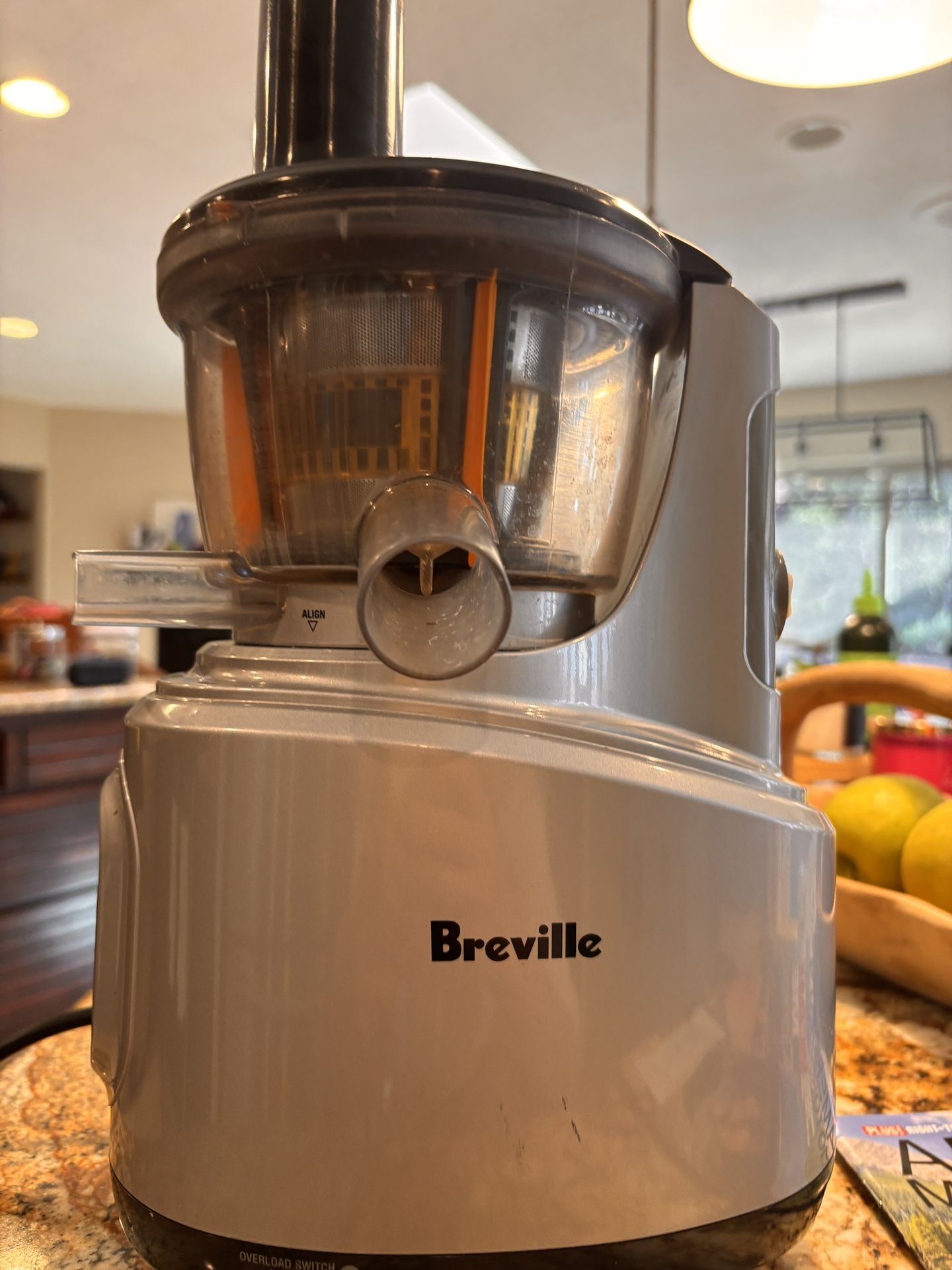 Breville Slow Juicer - Juice Fountain Crush - Excellent Condition!