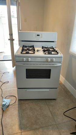 Gas stove