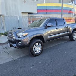 2017 Toyota Tacoma