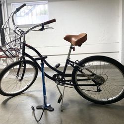 Tuesday Cruiser Bike With Bike Lock And Pump