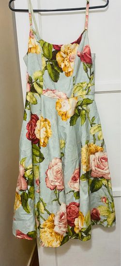 Floral dress - slightly heavy but flowy (M)