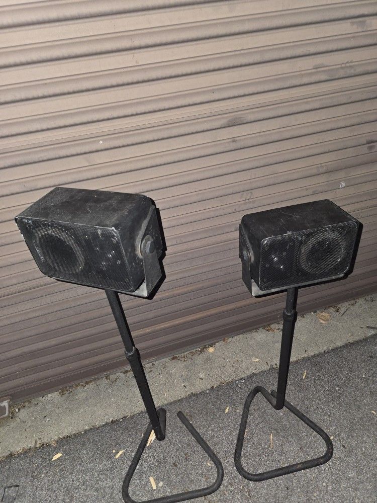 Various Electronics / Speekers/ Tailgaters