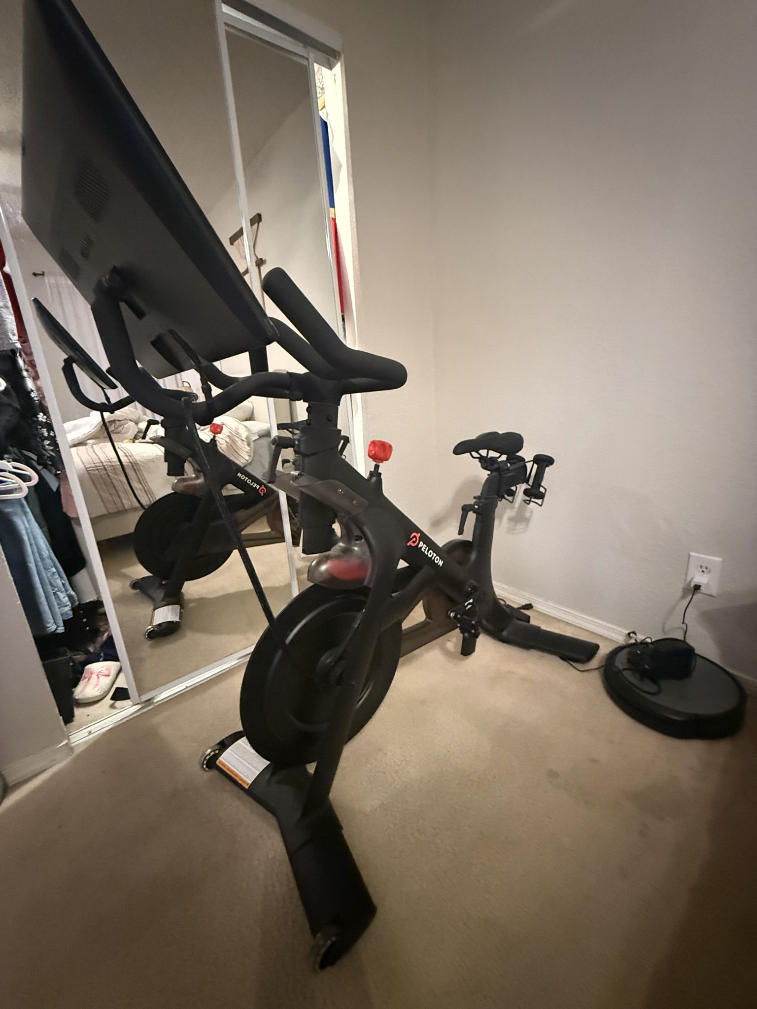 Peloton+mat+weights+ peloton shoes women’s size 6