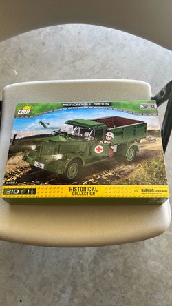 COBI Mercedes L 3000S Building Block Set