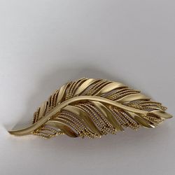 Vintage Crown Trifari Signed Polished Gold Tone Leaf Brooch Pin
